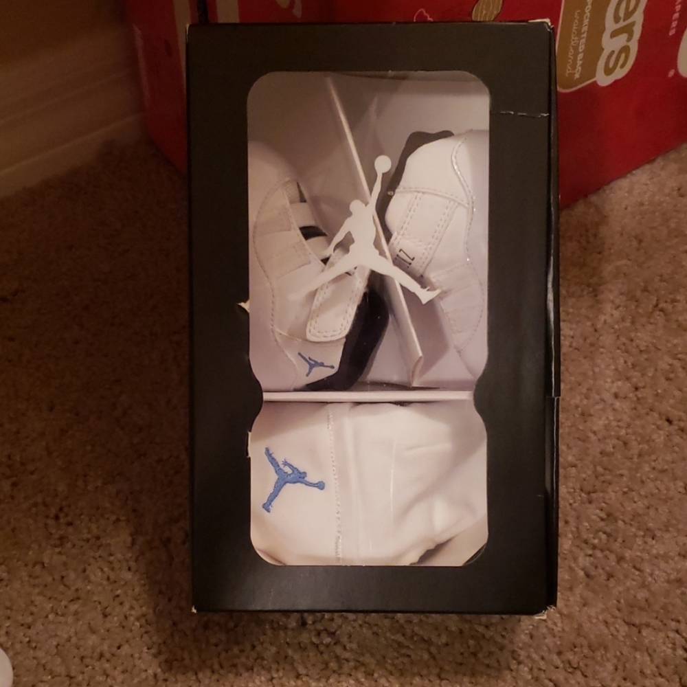 Brand new with box baby Jordan's 1c